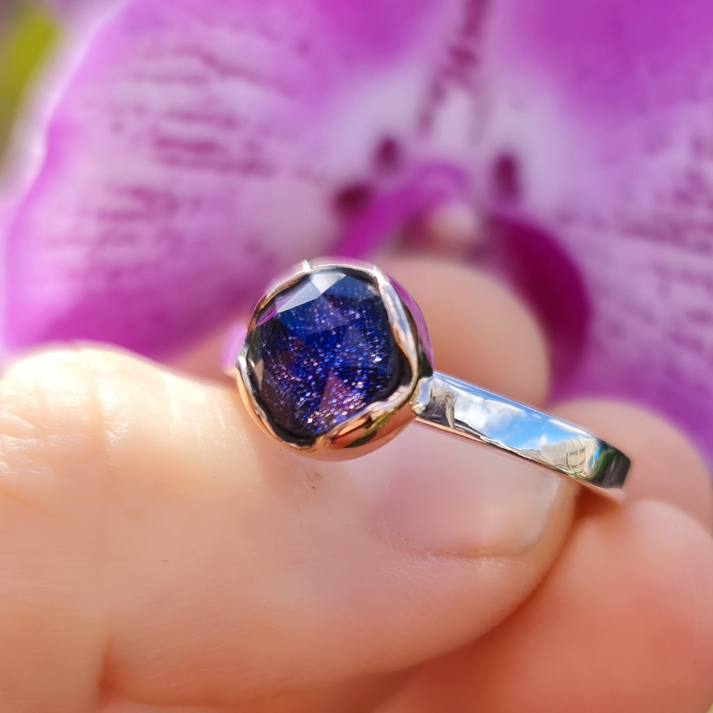 Lady Midnight Disco Queen Ring